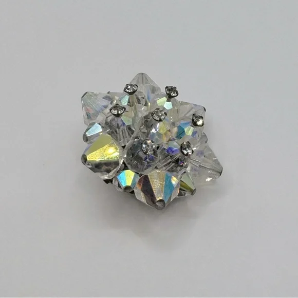 VINTAGE Aurora Borealis Beaded Crystal Brooch - Picture 4 of 8
